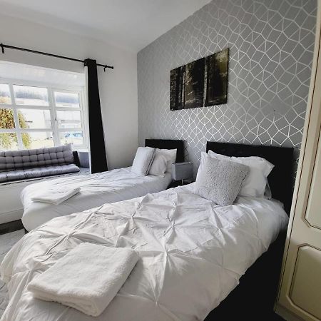 City Centre Room, Wifi, Share Facility Σουόνσι Εξωτερικό φωτογραφία