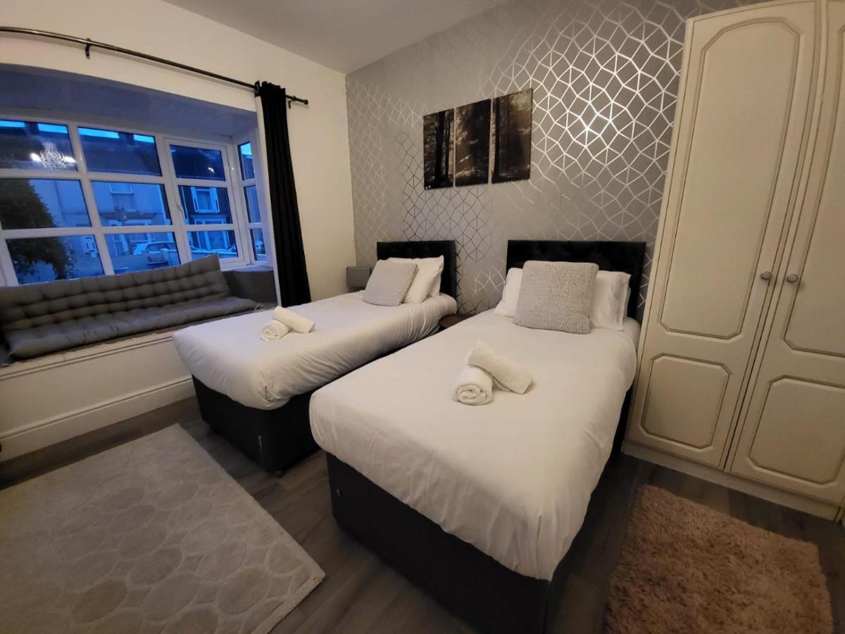 City Centre Room, Wifi, Share Facility Σουόνσι Εξωτερικό φωτογραφία
