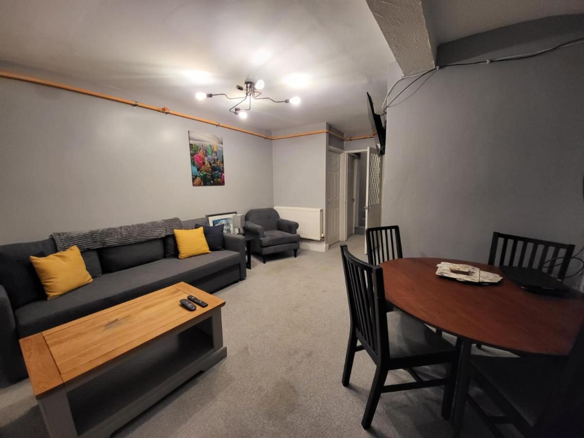 City Centre Room, Wifi, Share Facility Σουόνσι Εξωτερικό φωτογραφία